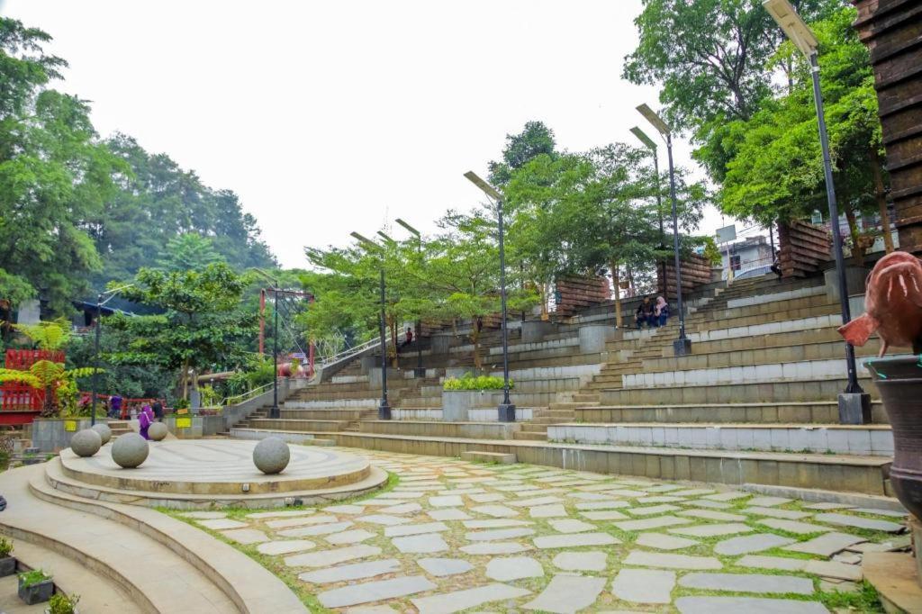 Super Oyo 617 Sukaraja Residence Syariah Bandung Exterior photo